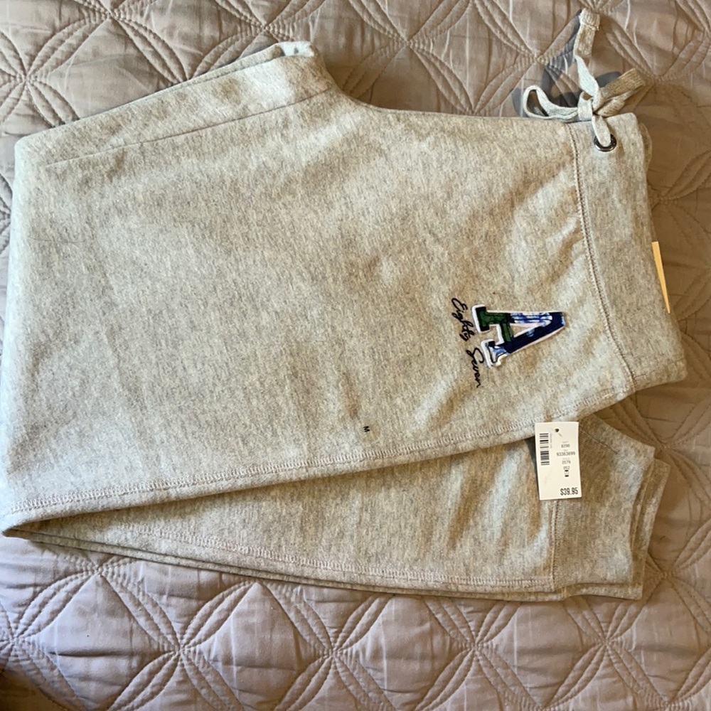Brand New Aeropostale joggers.